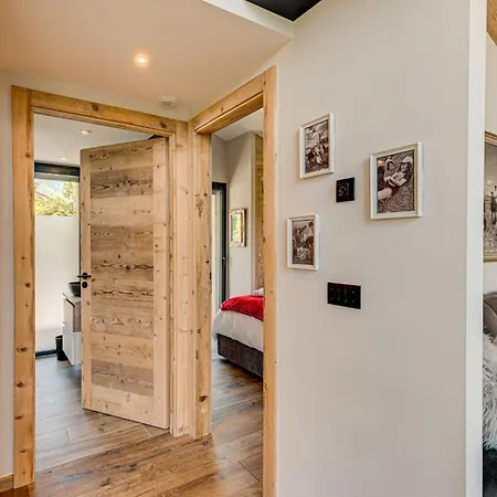 Papillon, Alpes Agency, Detached Chalet, Les Praz, Sleeps 8-10 * 샤모니