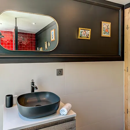 샬레 Papillon, Alpes Agency, Detached Chalet, Les Praz, Sleeps 8-10 *