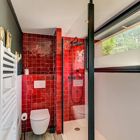 Papillon - Alpes Travel - Detached - Les Praz - Sleeps 8-10 בקתה *
